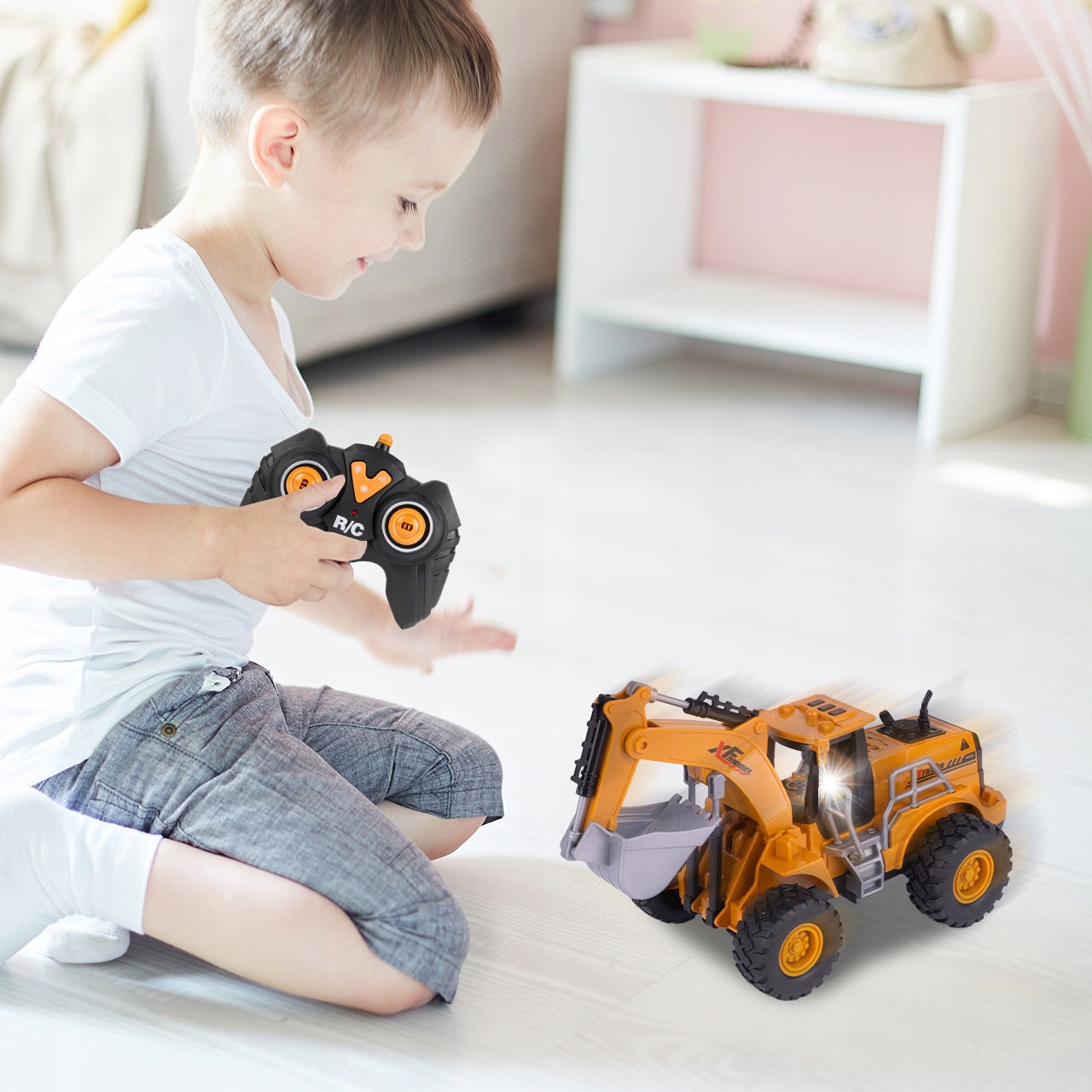 Excavator De Jucarie Cu Telecomanda, Lumini LED, Reincarcabil - MAXY