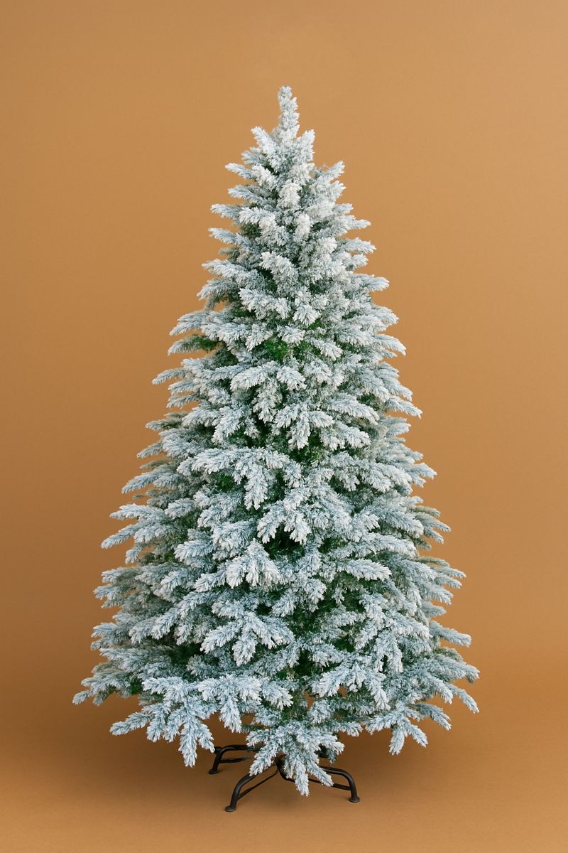 Brad Artificial Luxury Frost 210 cm – Mix 2D & 3D, Zăpadă Premium, Aspect Ultra-Realist